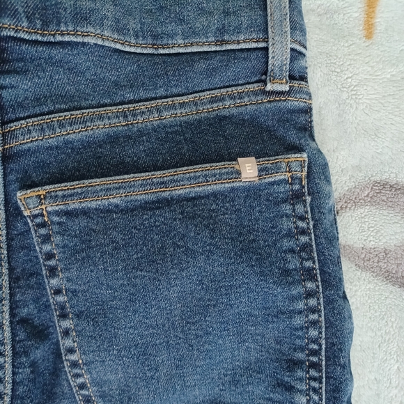 Everlane Way-High Skinny Jean Crop in Mid Blue - Picture 9 of 9